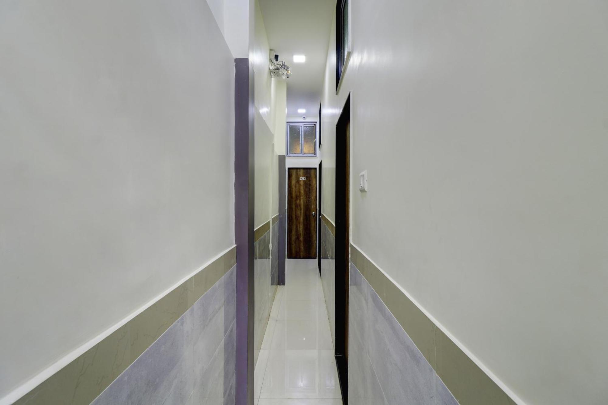 Hotel New Balaji Residency Мумбаї Екстер'єр фото